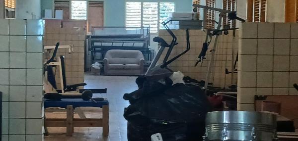 Renovashon di nos gymzaal