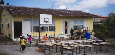 Opknap hekwerken van ons school en lokalen